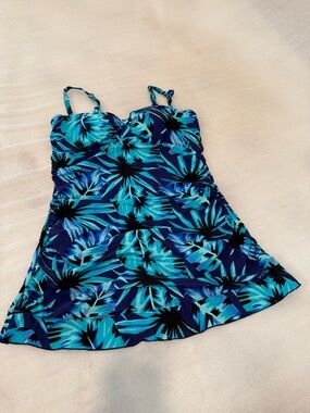 SHORE SHAPES SWIMWEAR Blue‎ Black Tropical Swimsuit 14 Hawaiian Skirted Raffled